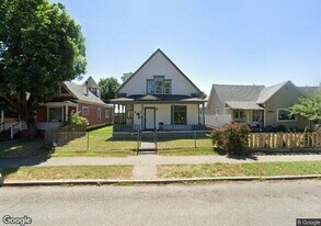 2115 W Dean Ave in Spokane, WA - Building Photo