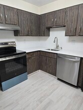 2 Summit Dr in Reading, MA - Building Photo - Building Photo