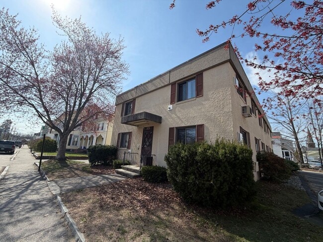 property at 10 Thompson St