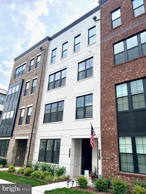 43513 Madison Spgs Ter in Ashburn, VA - Building Photo - Building Photo