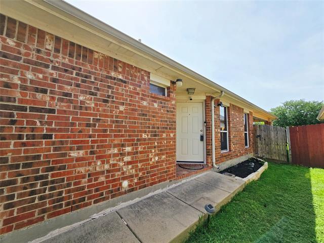 6249 Geneva Ln in Fort Worth, TX - Building Photo - Building Photo