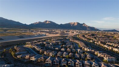400 Red Feather Peak Ct in Las Vegas, NV - Building Photo - Building Photo