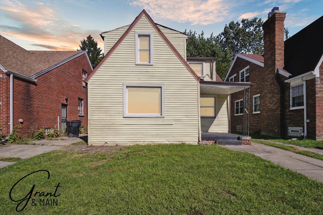 19150 Packard St in Detroit, MI - Building Photo