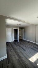 5 Harris Rd, Unit 2 in Medford, MA - Building Photo - Building Photo
