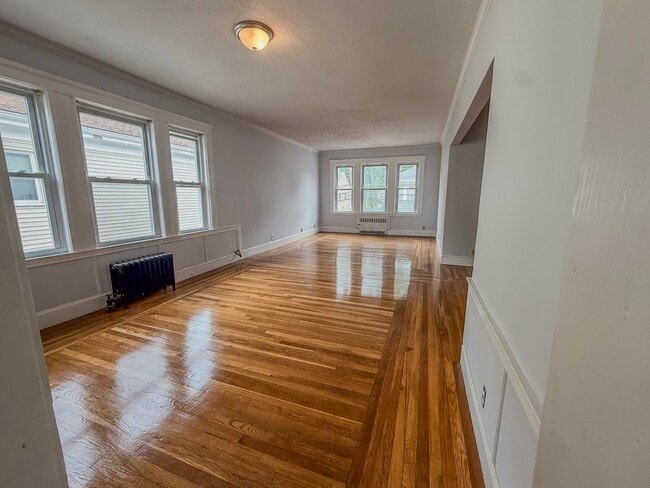 45 Favre St, Unit 45 Favre St #2