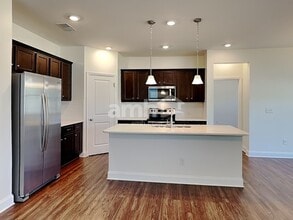 106 Larragan Dr in Mooresville, NC - Building Photo - Building Photo