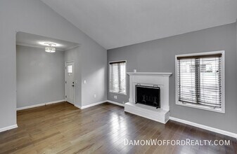 34 Park Crest Pl in Jackson, MS - Building Photo - Building Photo