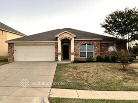 1000 Fox Willow Ct in Burleson, TX - Building Photo