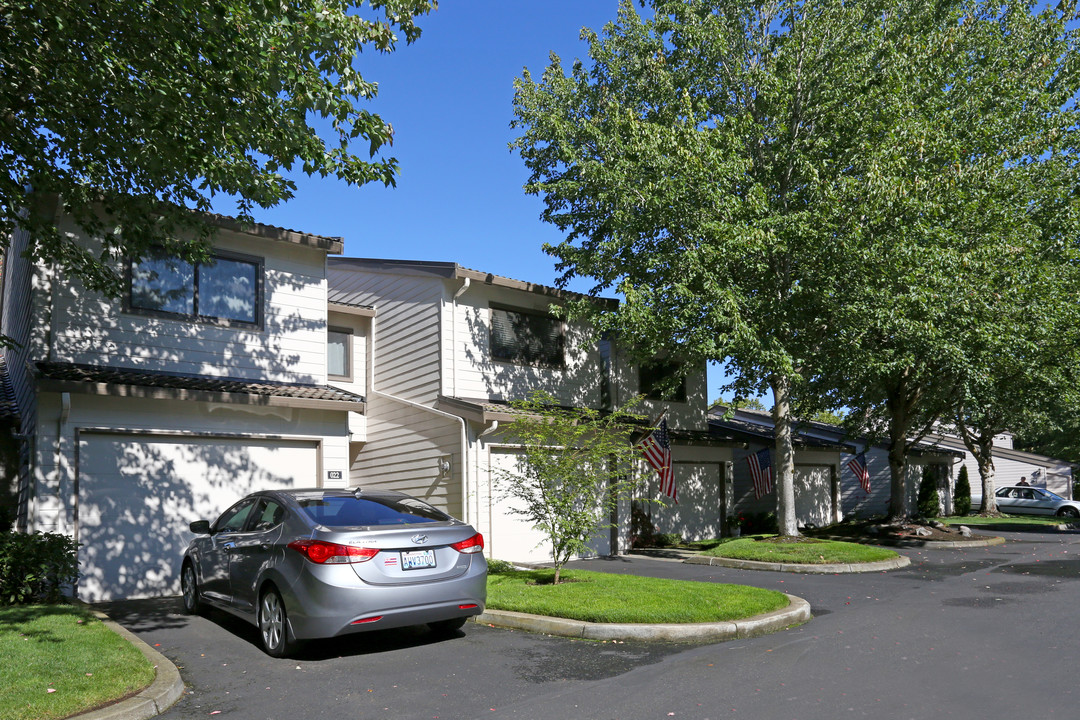 Indian Hills Condominiums in Vancouver, WA - Foto de edificio