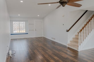 307 Benton St in Castle Rock, CO - Foto de edificio - Building Photo