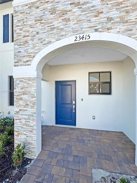 23415 SW 127th Pl in Homestead, FL - Building Photo - Building Photo