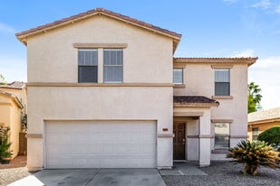 16809 W Central St in Surprise, AZ - Building Photo