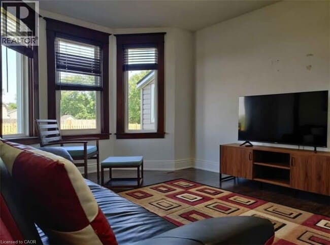 3067 Garrison Rd in Fort Erie, ON - Building Photo - Building Photo