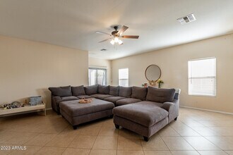 8906 W Hess St in Tolleson, AZ - Building Photo - Building Photo