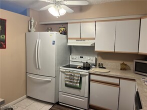 7400 College Pkwy, Unit 76B in Ft. Myers, FL - Building Photo - Building Photo