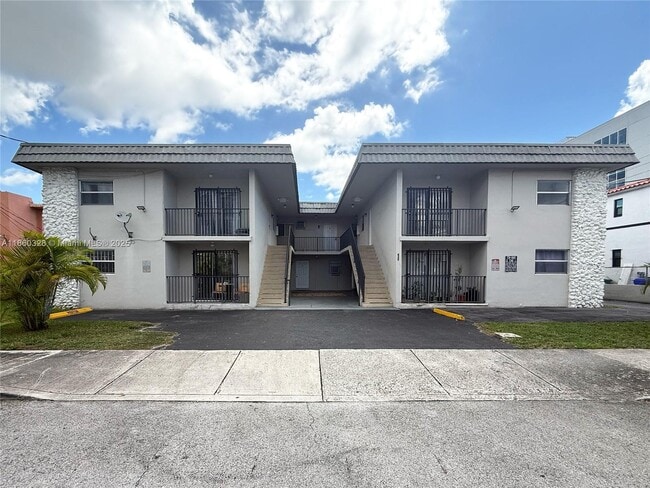 property at 635 SW 7th Ct