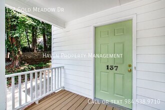 137 Gold Meadow Dr in Cary, NC - Building Photo - Building Photo