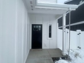 244 E Lobo Lp in Hayden, ID - Building Photo - Building Photo