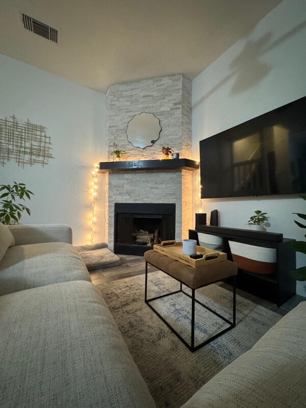 22 Cross Canyon in San Antonio, TX - Building Photo - Building Photo