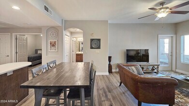 14000 N 94th St in Scottsdale, AZ - Building Photo - Building Photo