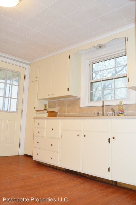 216 N Champlain St in Burlington, VT - Building Photo