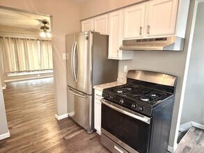 1238 Creve Coeur St in La Salle, IL - Building Photo - Building Photo