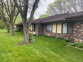 Croswell Country Manor - 62+ Senior Community in Croswell, MI - Building Photo