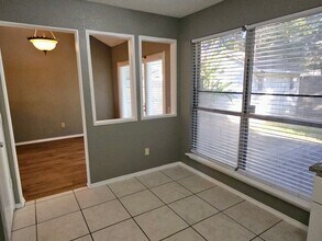3813 Waxwing Cir S in Fort Worth, TX - Foto de edificio - Building Photo