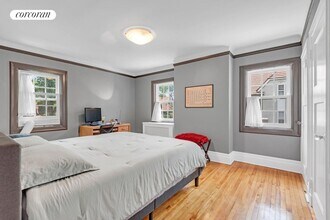 75 Ascan Ave in Queens, NY - Building Photo - Building Photo