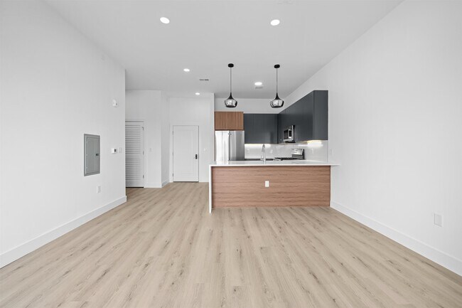 17 Ave E in Bayonne, NJ - Building Photo - Building Photo