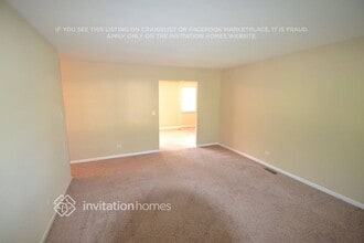 1875 N Newport Rd, Unit 618 in Hoffman Estates, IL - Foto de edificio - Building Photo