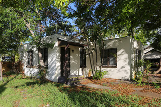 394-398 SE 5th Ave in Delray Beach, FL - Building Photo - Building Photo