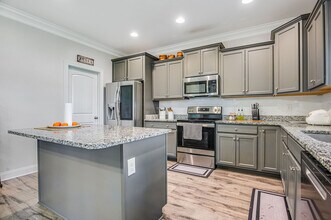 110 Evergreen Frst Dr in Sneads Ferry, NC - Building Photo - Building Photo