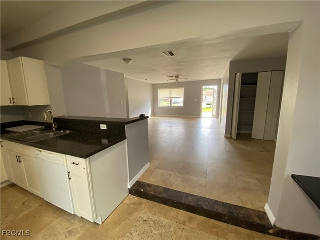 property at 930 Jasmine St