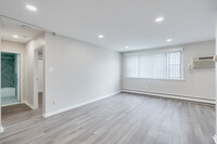 Northeast Apartments in Philadelphia, PA - Building Photo - Interior Photo