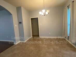 118 New Center Dr in Lafayette, LA - Building Photo - Building Photo