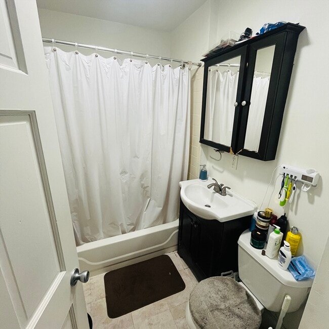 2989 Washington St, Unit 2 in Boston, MA - Building Photo - Building Photo