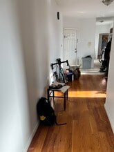 215 Summit Ave in Jersey City, NJ - Foto de edificio - Building Photo