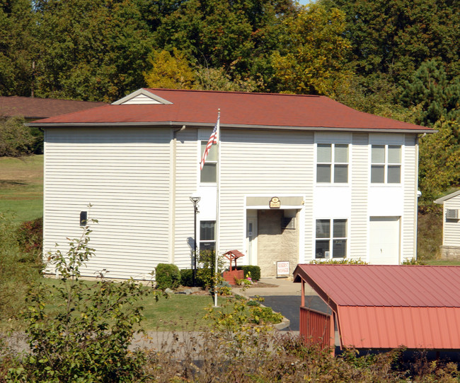 Jordyn Terrace Apartments in Mineral Wells, WV - Foto de edificio - Building Photo