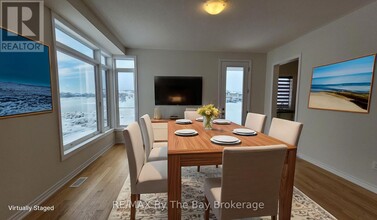 105 Sun Vly Ave in Wasaga Beach, ON - Building Photo - Building Photo