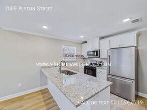 2009 Peyton St in Little Rock, AR - Building Photo - Building Photo
