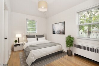 380 Claremont Ave in Montclair, NJ - Building Photo - Building Photo