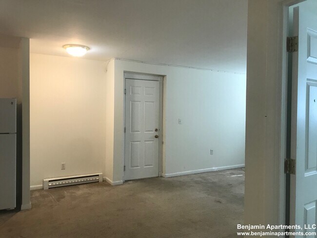 29 Embassy Rd, Unit 1