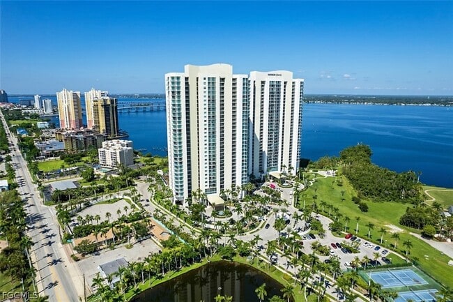 property at 3000 Oasis Grand Blvd