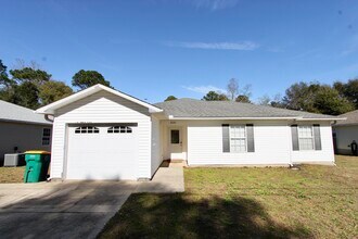 3151 Forrest Ave in Crestview, FL - Building Photo - Building Photo