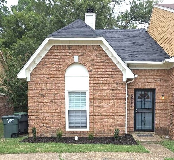 6244 Kirby Downs Dr in Memphis, TN - Building Photo