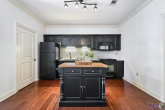 888 S Kenilworth Pky, Unit 7C in Baton Rouge, LA - Building Photo - Building Photo