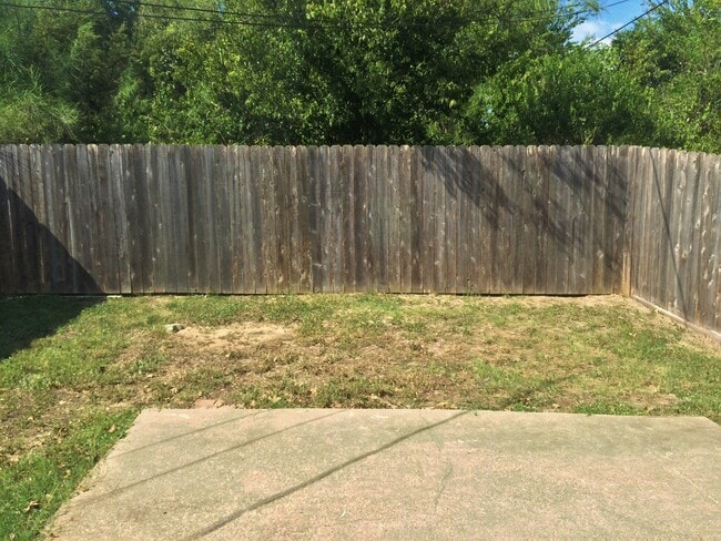 3513 Curtis St in Bryan, TX - Building Photo - Building Photo