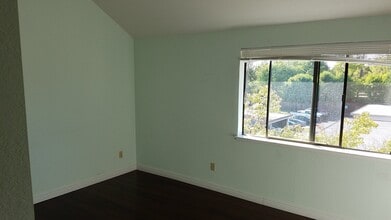 3073 Middlefield Rd in Palo Alto, CA - Building Photo - Building Photo