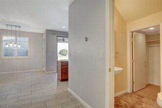 11832 W Barcinas Ln in Las Vegas, NV - Building Photo - Building Photo